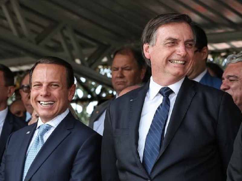 ‘Doria está morto’, diz Bolsonaro sobre corrida presidencial para 2022