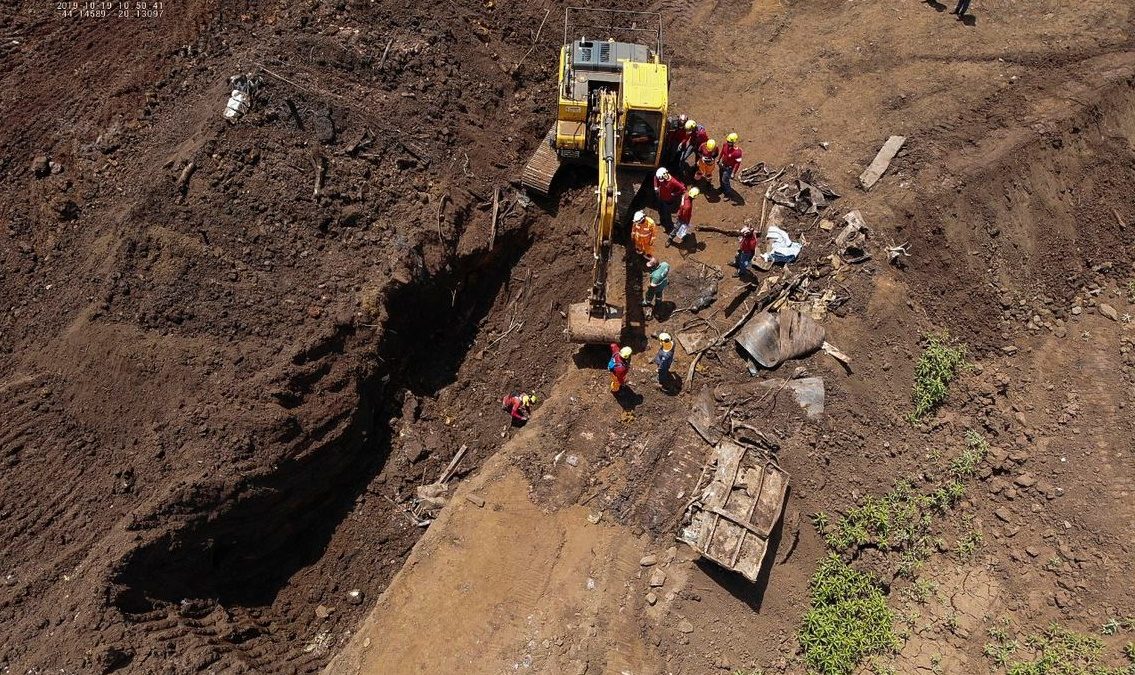 CPI de Brumadinho aprova relatório que indicia 22 pessoas por tragédia