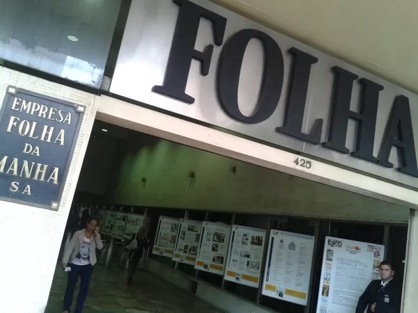 MP pede que TCU apure perseguição de Bolsonaro ao excluir Folha de licitação