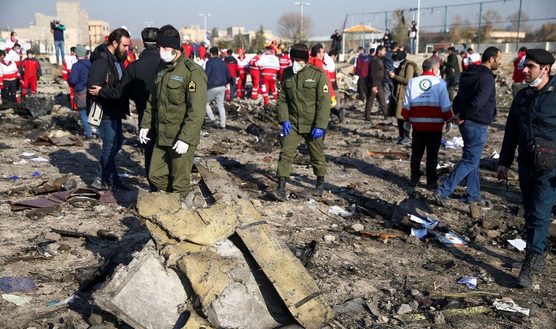 Irã admite abate de avião ucraniano com míssil e reconhece erro