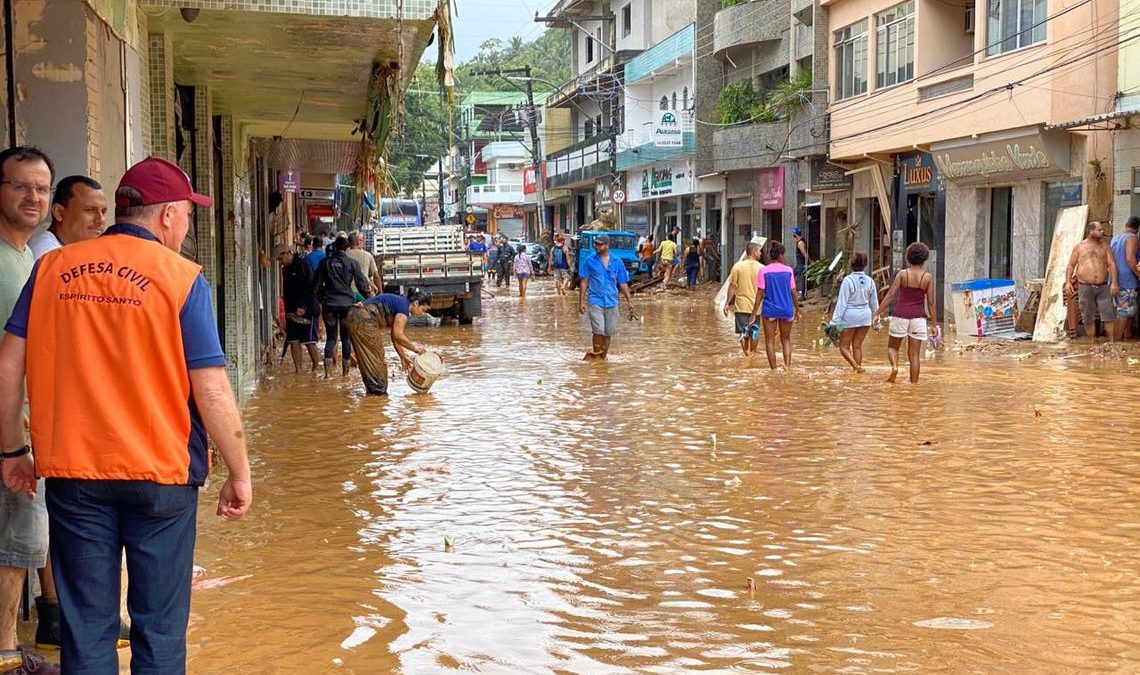 Chuva deixa cinco mortos no sul do Espírito Santo