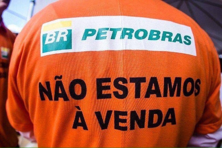 Petroleiros alertam que falta de acordo com Petrobrás ameaça abastecimento