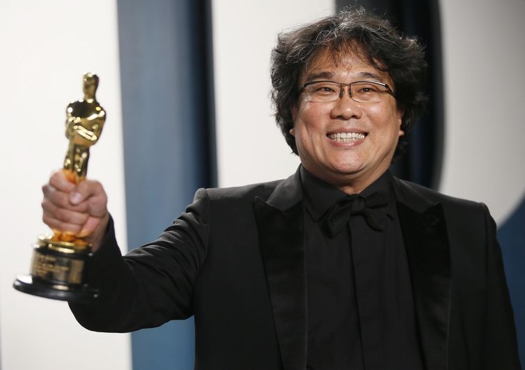 Filme sul-coreano Parasita faz história e ganha o Oscar 2020