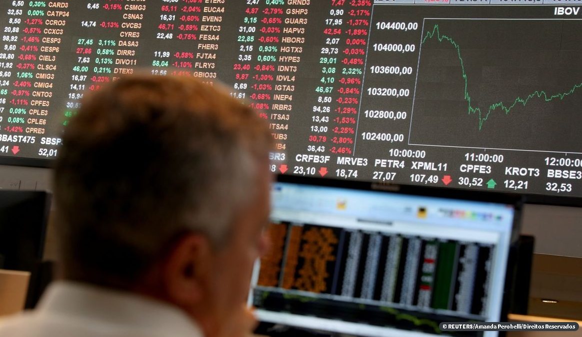 Bolsa cai 5,22% em mais um dia de nervosismo no mercado