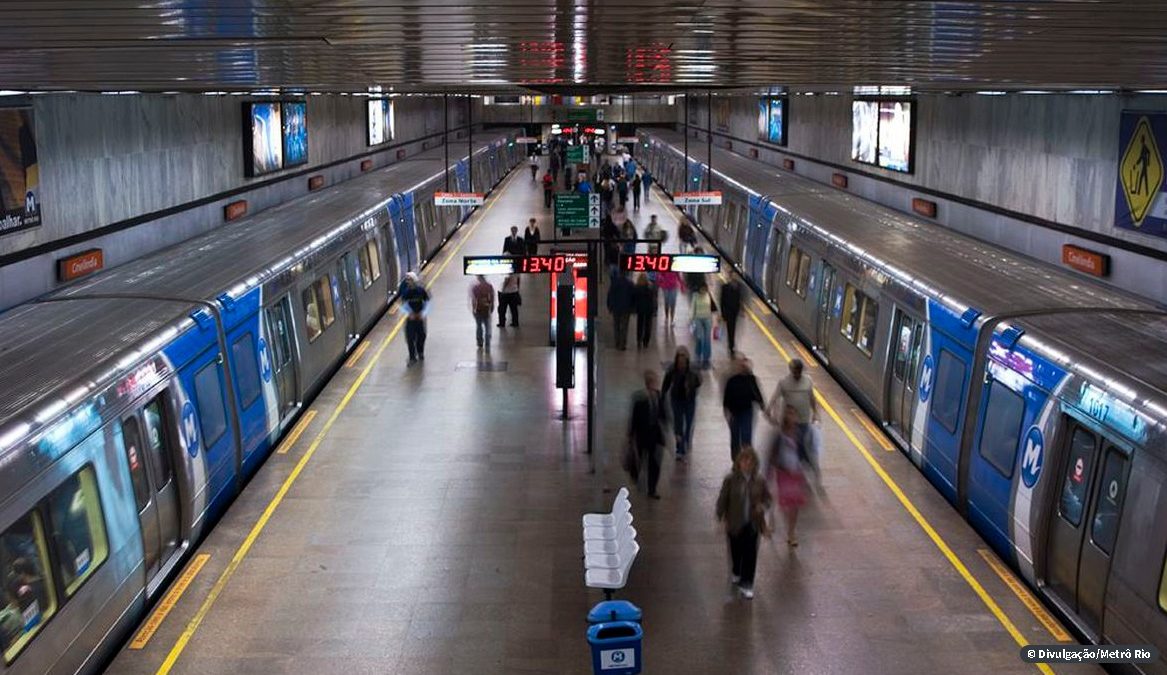 Estações de metrô do Rio e de Braília passam por limpeza neste sábado