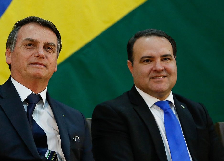 Bolsonaro deve anunciar Jorge Oliveira como novo ministro da Justiça e Segurança