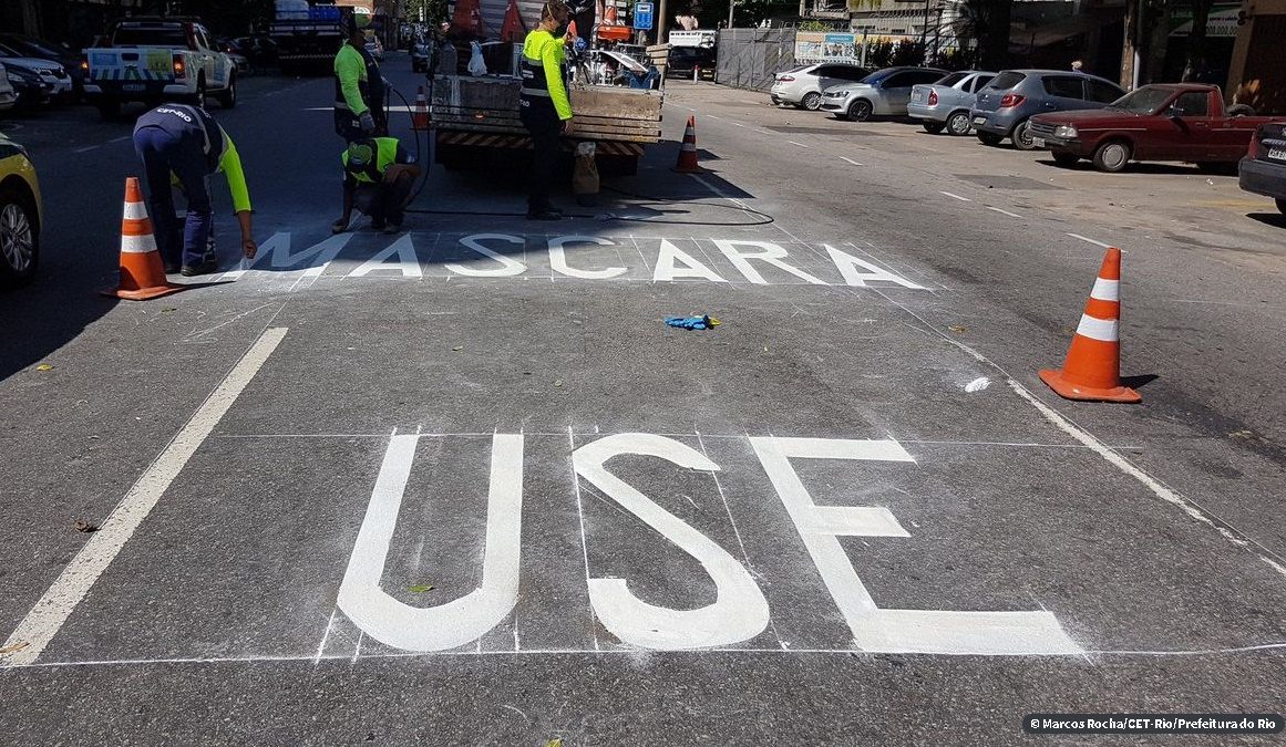 Mensagem ‘Use Máscara’ invade as ruas da cidade do Rio de Janeiro