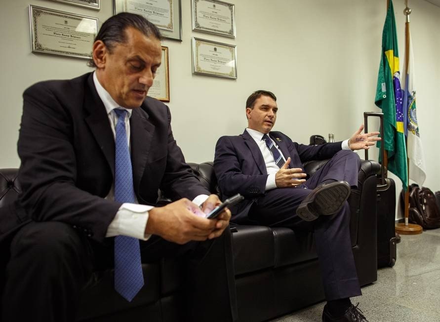 Após prisão de Queiroz, Wassef será substituído como advogado no caso da “rachadinha”