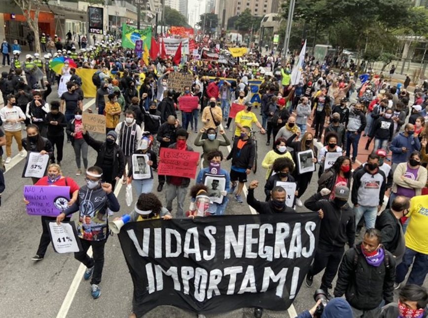 Atos contra e pró-Bolsonaro são realizados em São Paulo