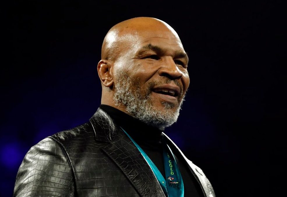 Aos 54 anos, Mike Tyson retorna aos ringues para luta de exibição