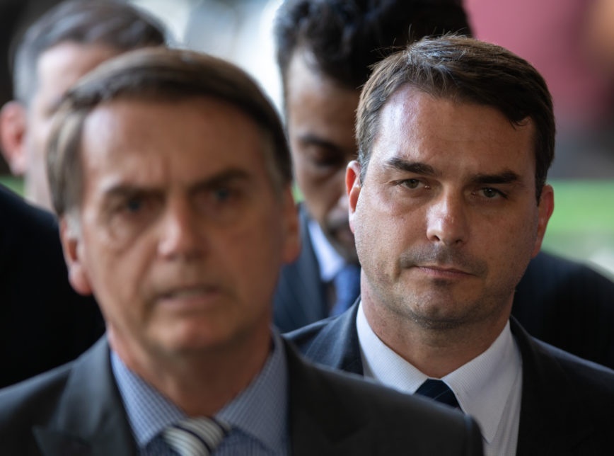 MP pede a TCU para investigar se Bolsonaro usou governo para dificultar apuração da Receita sobre Flávio