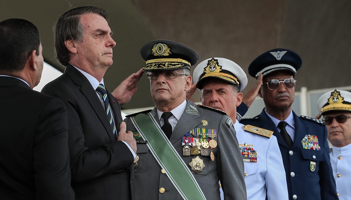 Com governo Bolsonaro, militares destroçaram o Brasil – por Jeferson Miola