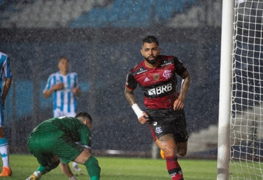 Flamengo empata no jogo de ida das oitavas de final da Libertadores