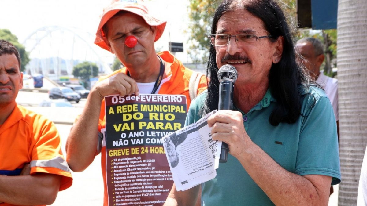 João Batista Oliveira de Araújo – BABÁ: Precisamos urgentemente voltar a desenvolver lutas para que a dignidade, a solidariedade e os direitos da classe trabalhadora voltem a estar no horizonte