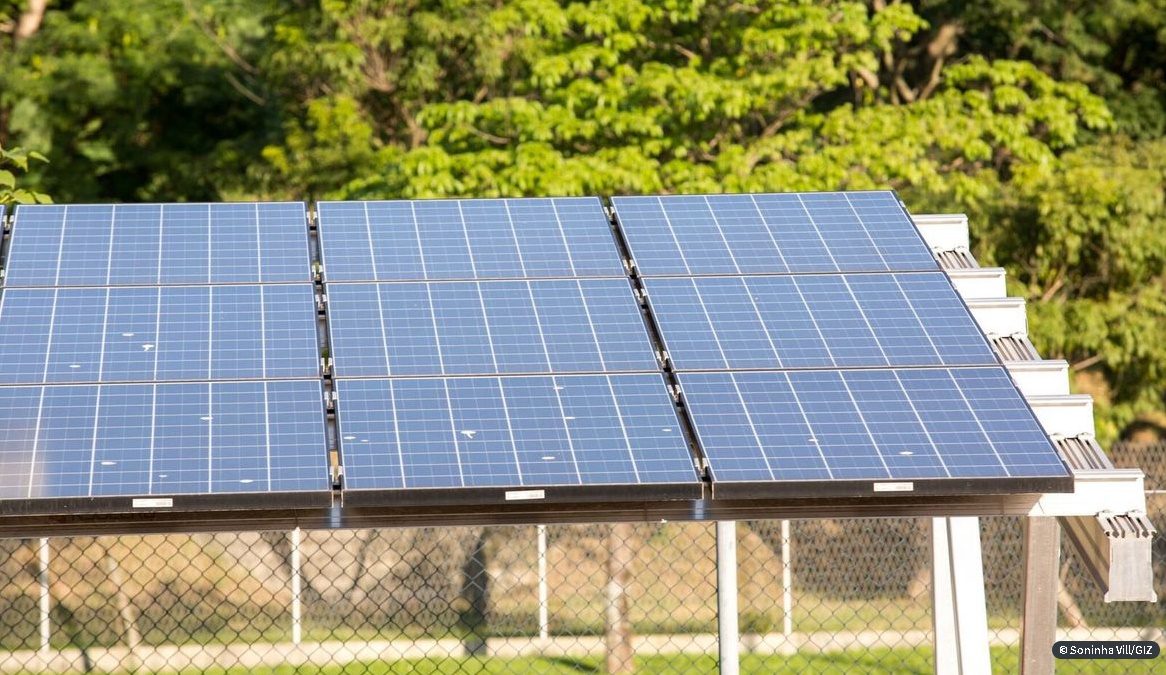 Furnas contrata energia solar por 15 anos; investimentos é de R$ 4 bi