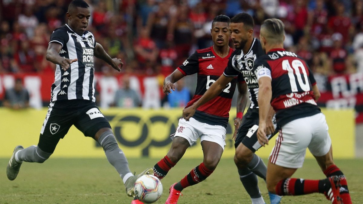 Só resta o Brasileirão para os rivais Flamengo e Botafogo