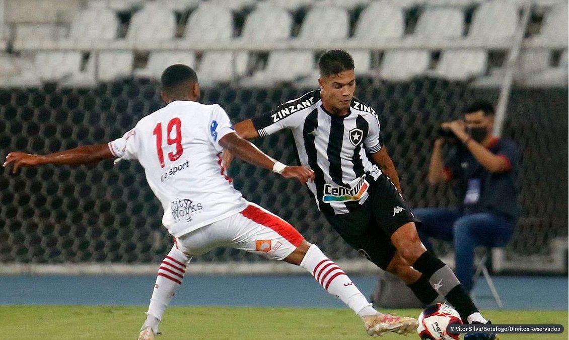 Botafogo e Bangu empatam sem gols pelo Carioca