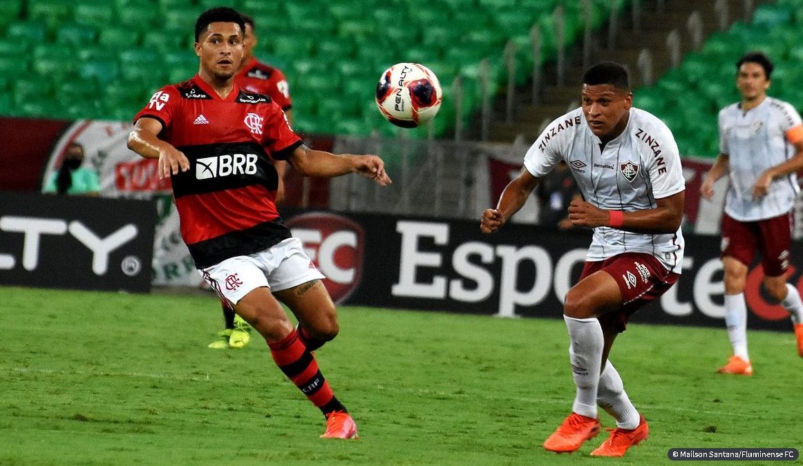 Fluminense vence Flamengo no Maracanã