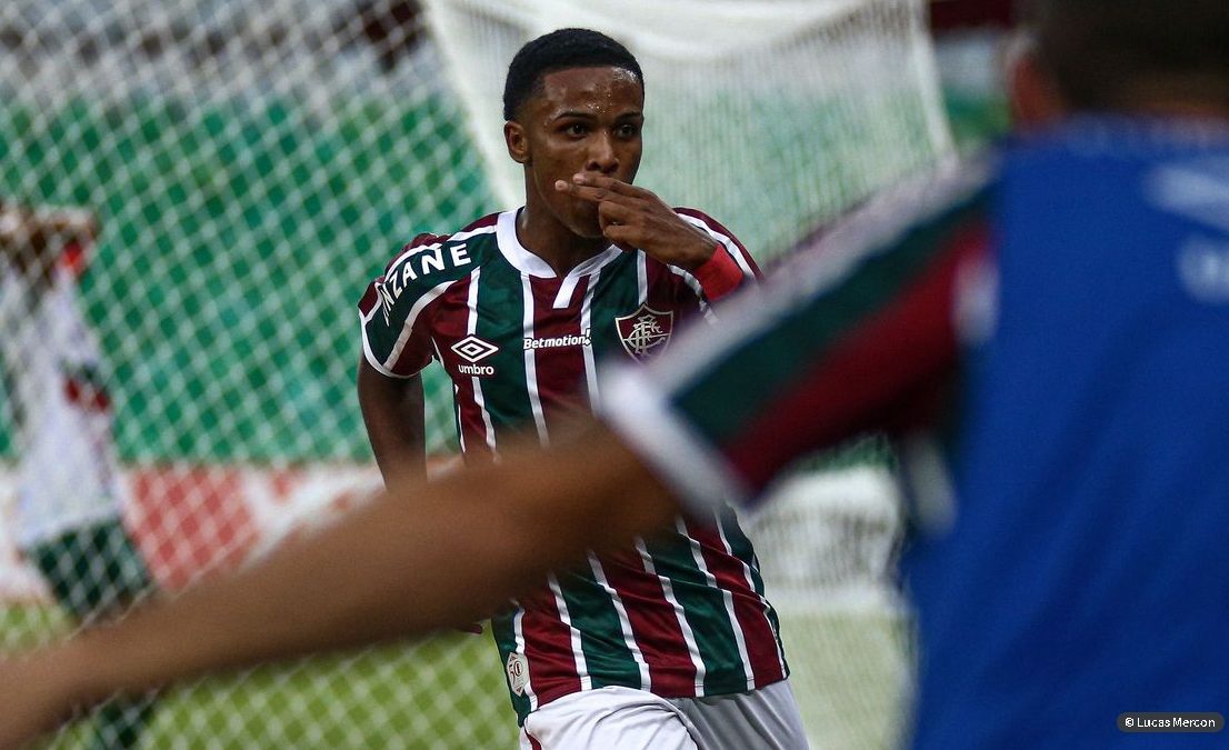 Fluminense derrota Portuguesa e confirma Fla x Flu na final do Cariocão