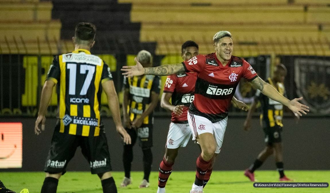 Cariocão: Pedro marca três e Flamengo vence Volta Redonda