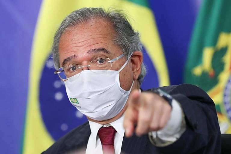 No desespero, Paulo Guedes joga pressão sobre o Banco Central exigindo juros mais elevados