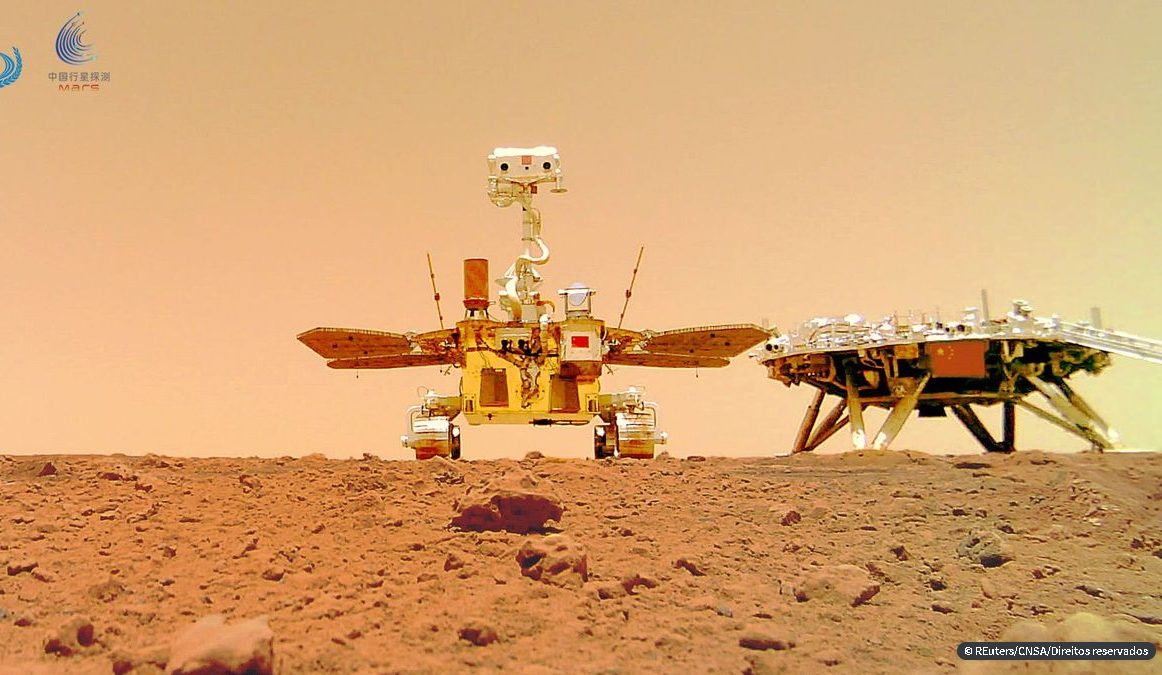 China publica imagens em cores da superfície de Marte