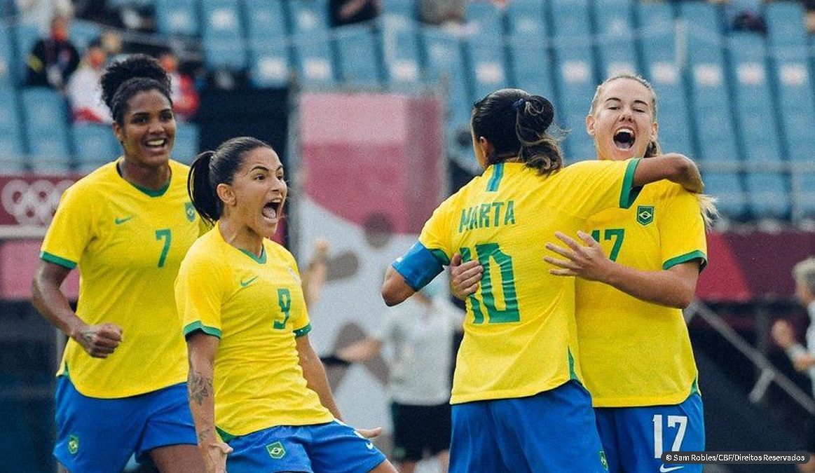 Seleção feminina goleia China na estreia do Brasil na Olimpíada