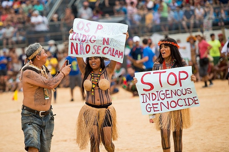 Os povos indígenas e seus direitos