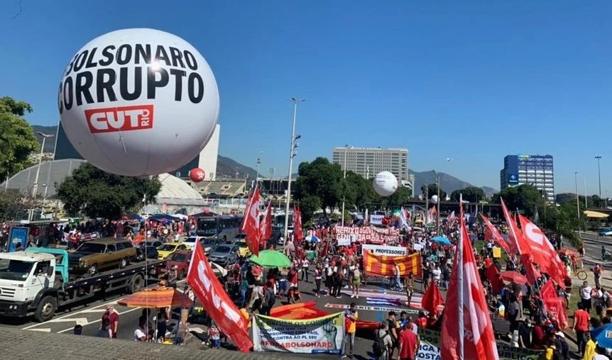 Êxito de Bolsonaro depende dos instintos radicais da CUT e do PT