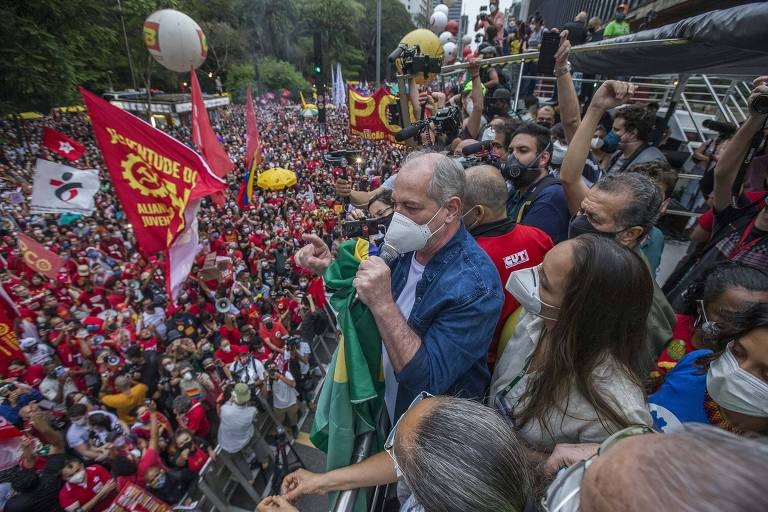 Ciro minimiza agressão petista e propõe trégua ao PT para enfrentar Bolsonaro