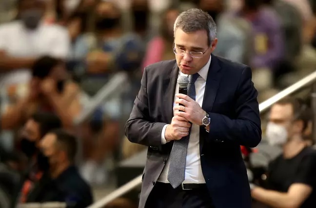 Mendonça percorre o país fazendo pregações políticas para eleger o amigo Bolsonaro