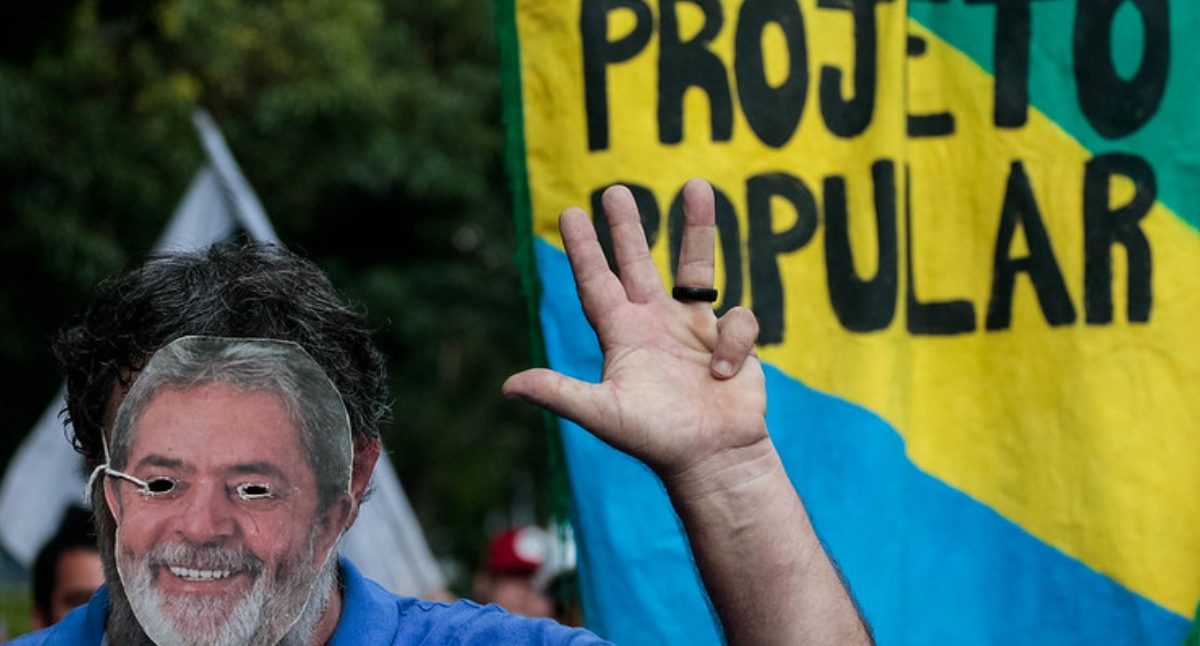Movimentos sociais e populares entregam propostas de governo a Lula
