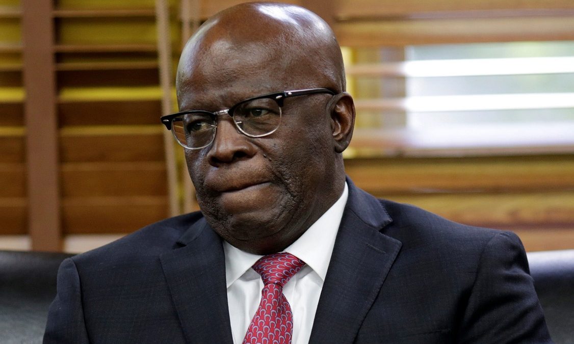 Joaquim Barbosa acha que pressão militar sobre eleições é “vassalagem” e sinaliza golpe