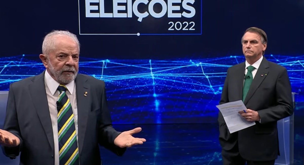 Em Debate, Bolsonaro se fragiliza nas respostas sobre a pandemia, e Lula sobre Petrobras