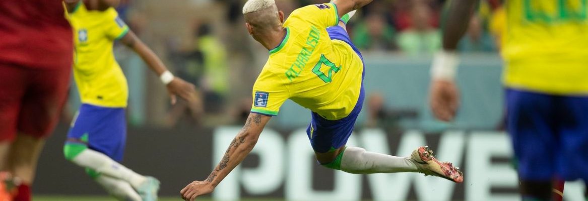 Richarlison decide e Brasil inicia Copa do Mundo com vitória sobre a Sérvia