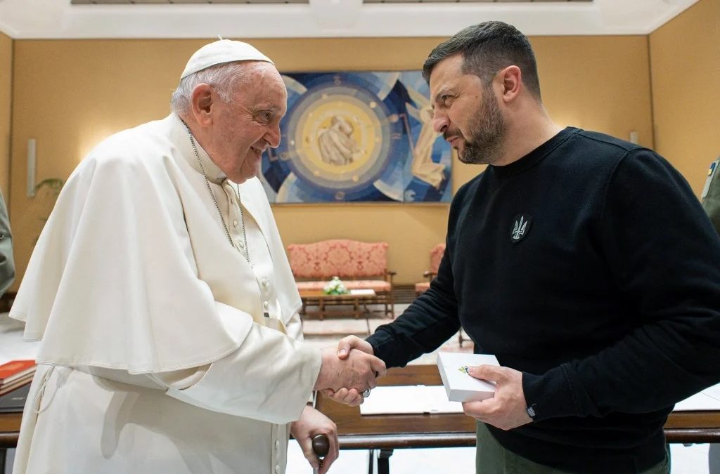 Encontro entre o Papa Francisco e Zelensky no Vaticano, mais um capítulo na história universal – por Pedro do Coutto
