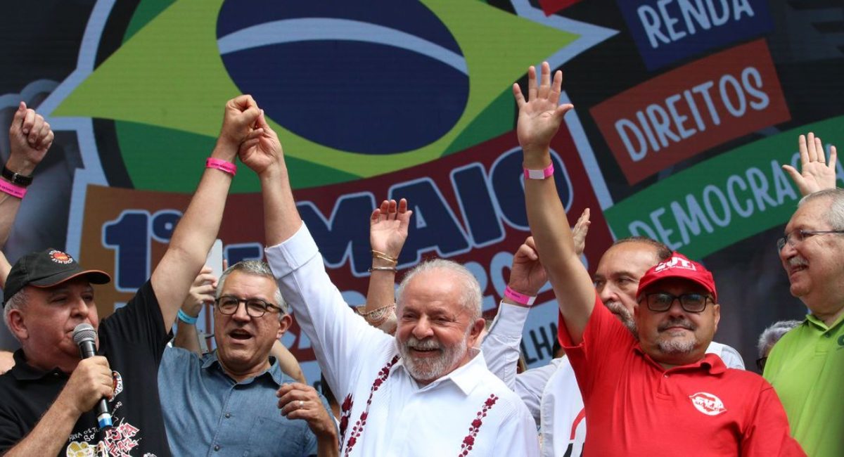Lula volta a criticar juros em celebração do Dia do Trabalho