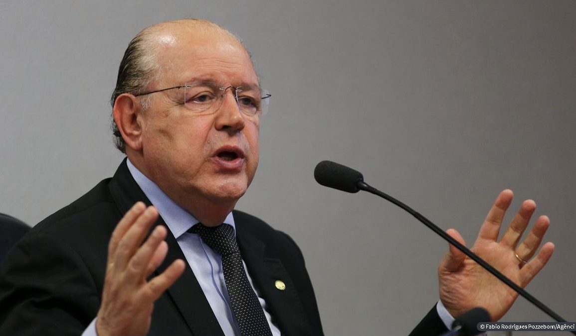 Autor da reforma tributária e adversário do PT: quem é Luiz Carlos Hauly, o substituto de Deltan