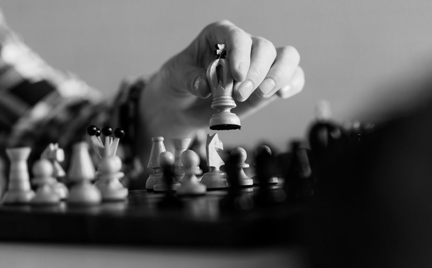 No jogo de xadrez para PASO – por Osvaldo González Iglesias
