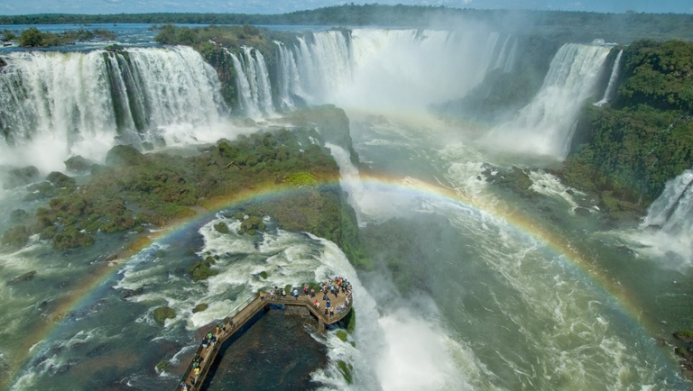 Cataratas do Iguaçu estão entre as melhores atrações turísticas do mundo