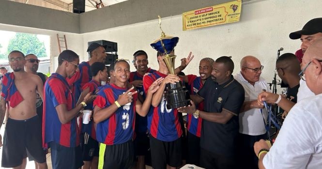 Posto de Niterói venceu o 5º Torneio de Futebol dos Frentistas do RJ. (Divulgação/Sinpospetro-RJ)