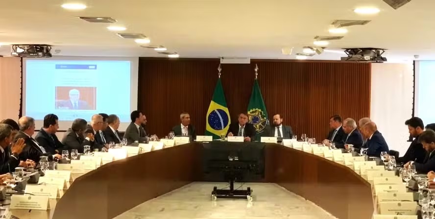 Fatos comprometem Bolsonaro e integrantes da sua gestão – por Pedro do Coutto