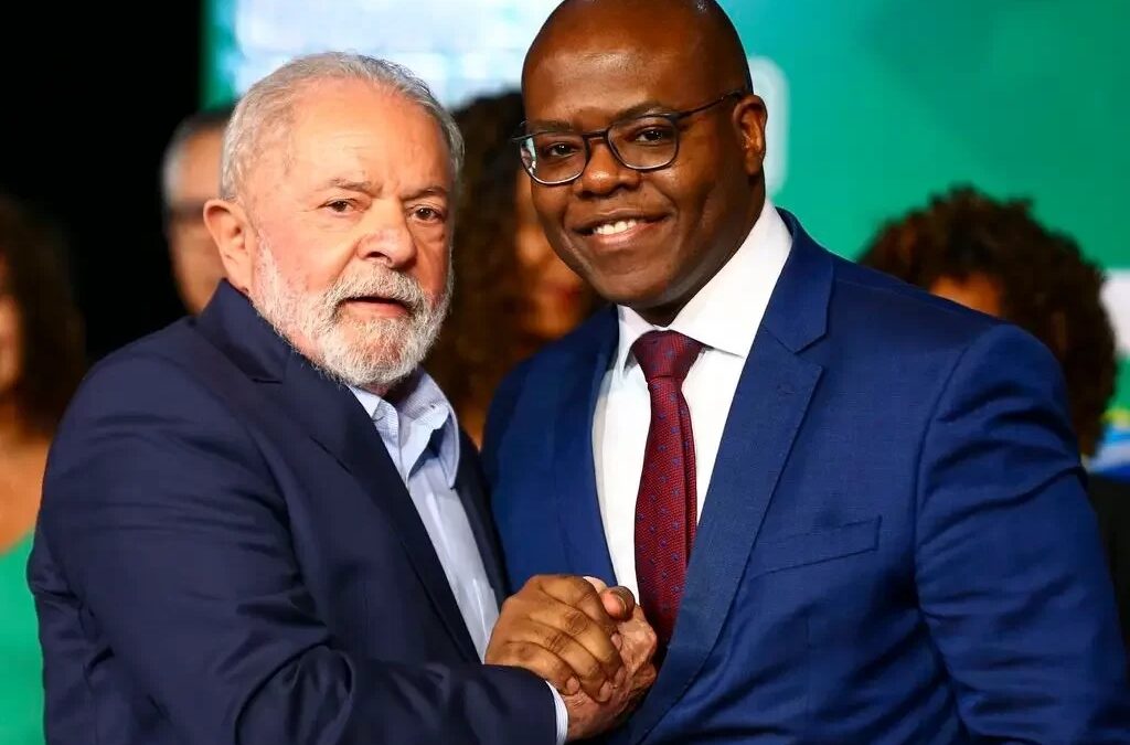 Presidente Lula e Ministro da Cidadania e dos Direitos Humanos, Cumpram a Constituição – por Bolivar Meirelles